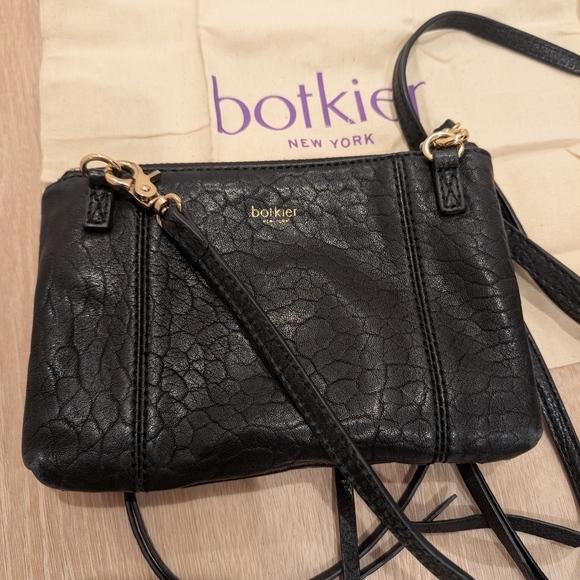 Botkier Black Textured Crossbody Bag - Picture 3 of 5